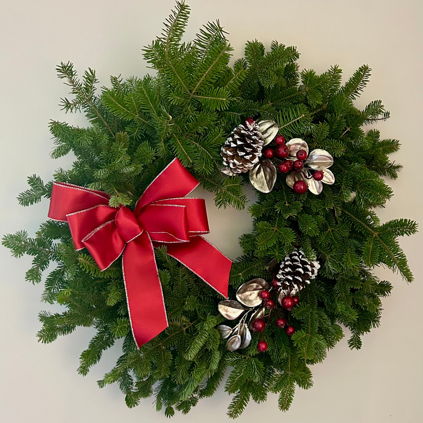 24" Specialty Wreaths-Decorative Evergreens